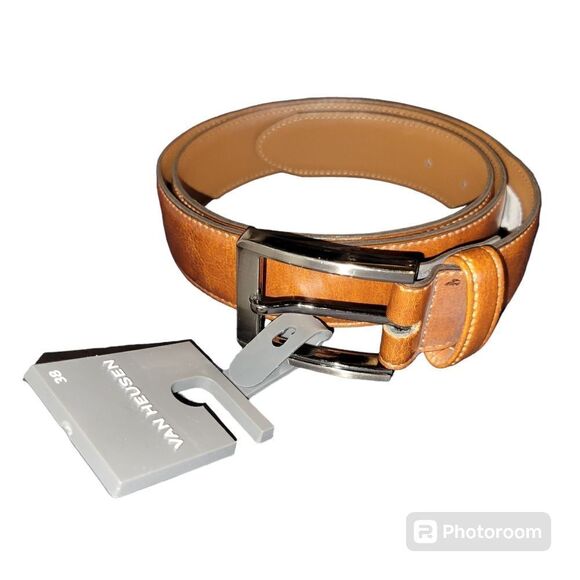VAN HEUSEN LEATHER BELT NWT SIZE 38. ^ - Picture 1 of 3